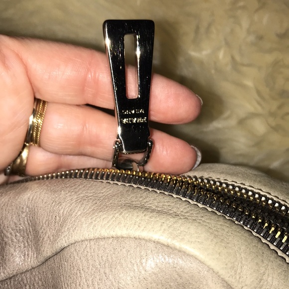 ⭐️Host Pick⭐️ PRADA - Picture 12 of 17